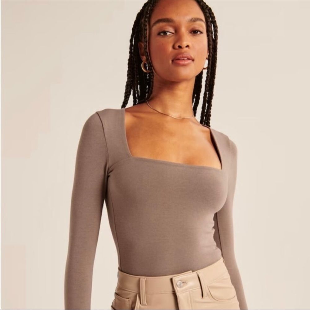 Abercrombie & Fitch Soft Matte Seamless Long Sleeve Square Neck Bodysuit Sz XL